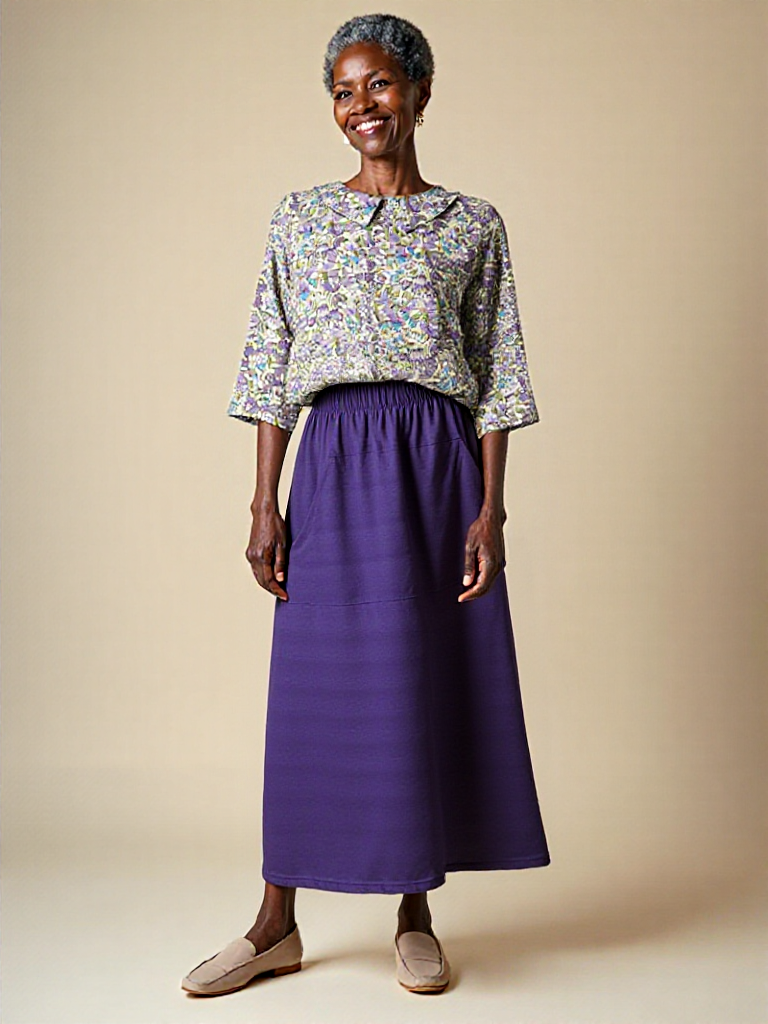 Ladies’ Adaptive Cotton Blouse – Peter Pan Collar, Open-Back