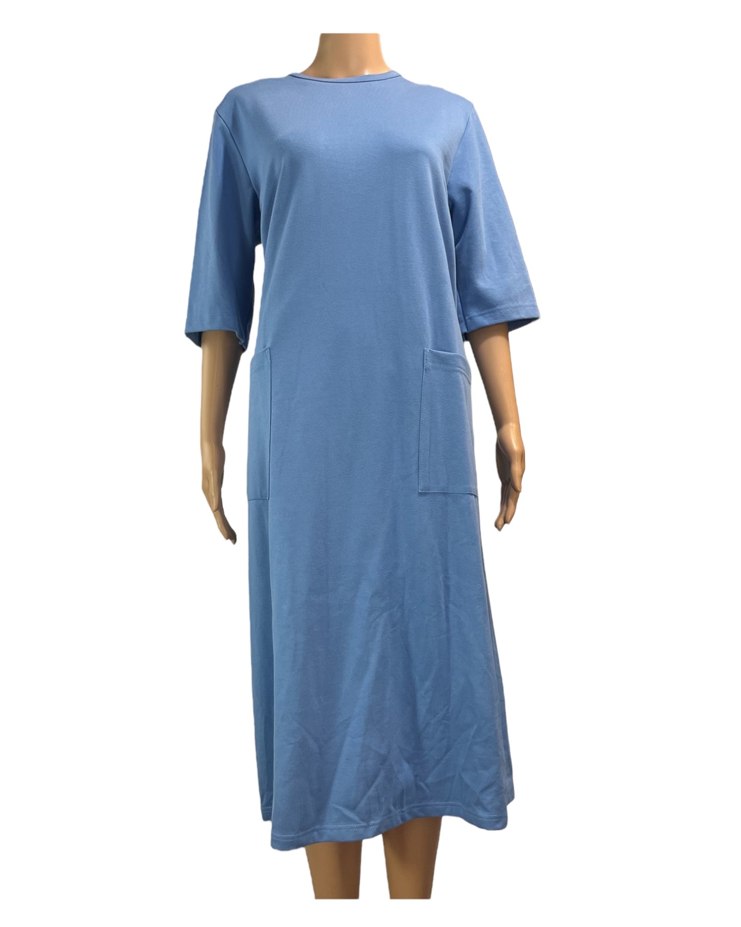 Ladies’ Adaptive Cotton Dress – Blue Open-Back with Pockets
